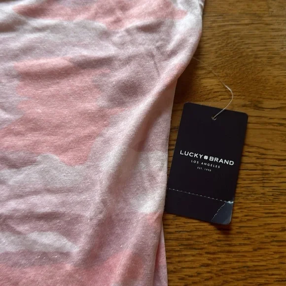 BNWT Lucky brand pink camo tee - Picture 2 of 5